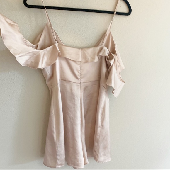Kimchi blue champagne silky romper - Picture 3 of 9